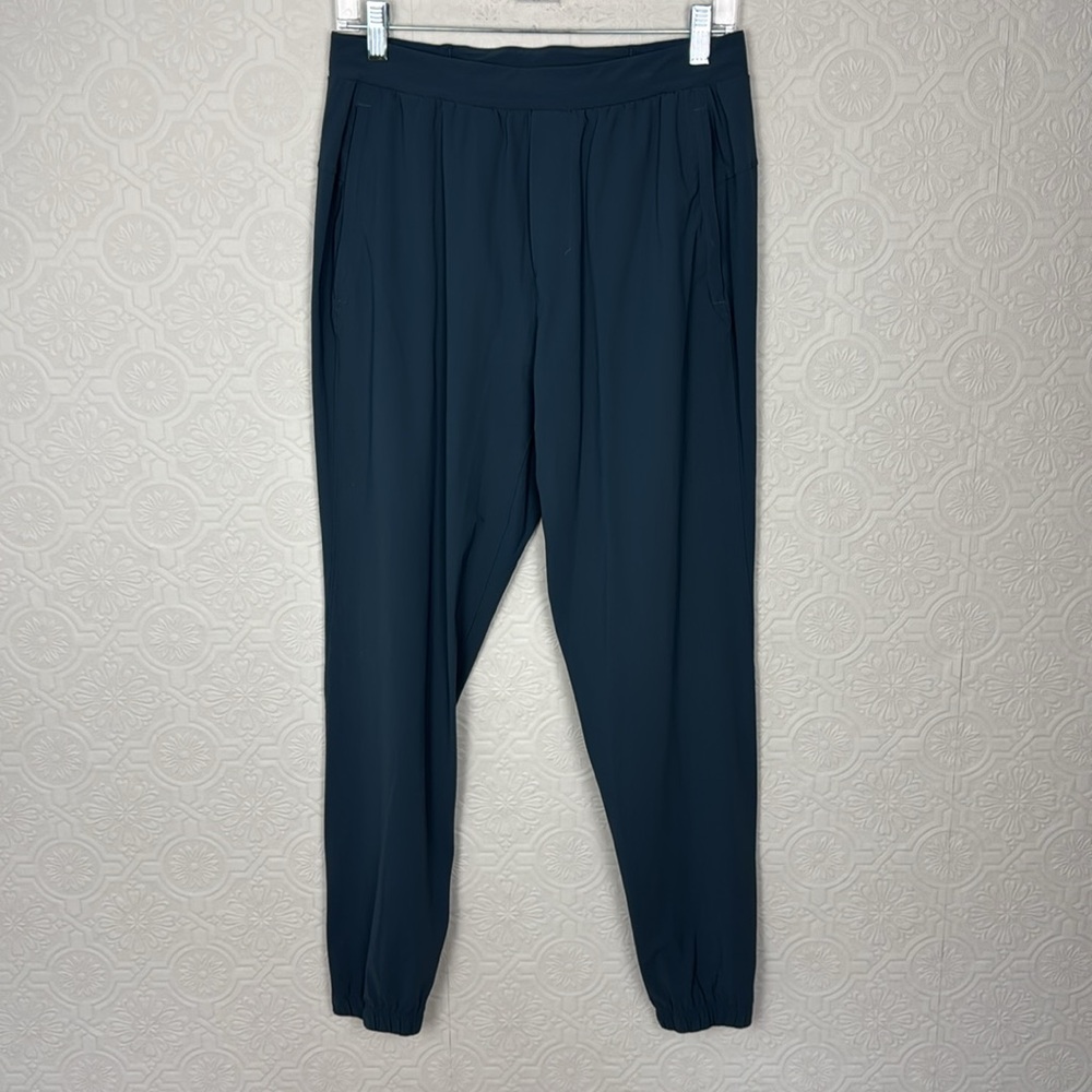 Lululemon Surge Joggers Iron Blue Size Medium Athletic Pants‎ Stretchy